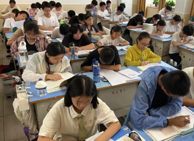 前瞻配备教育资源进步资源供应建立高中